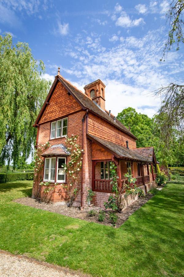 The Five Arrows Hotel Waddesdon Eksteriør billede