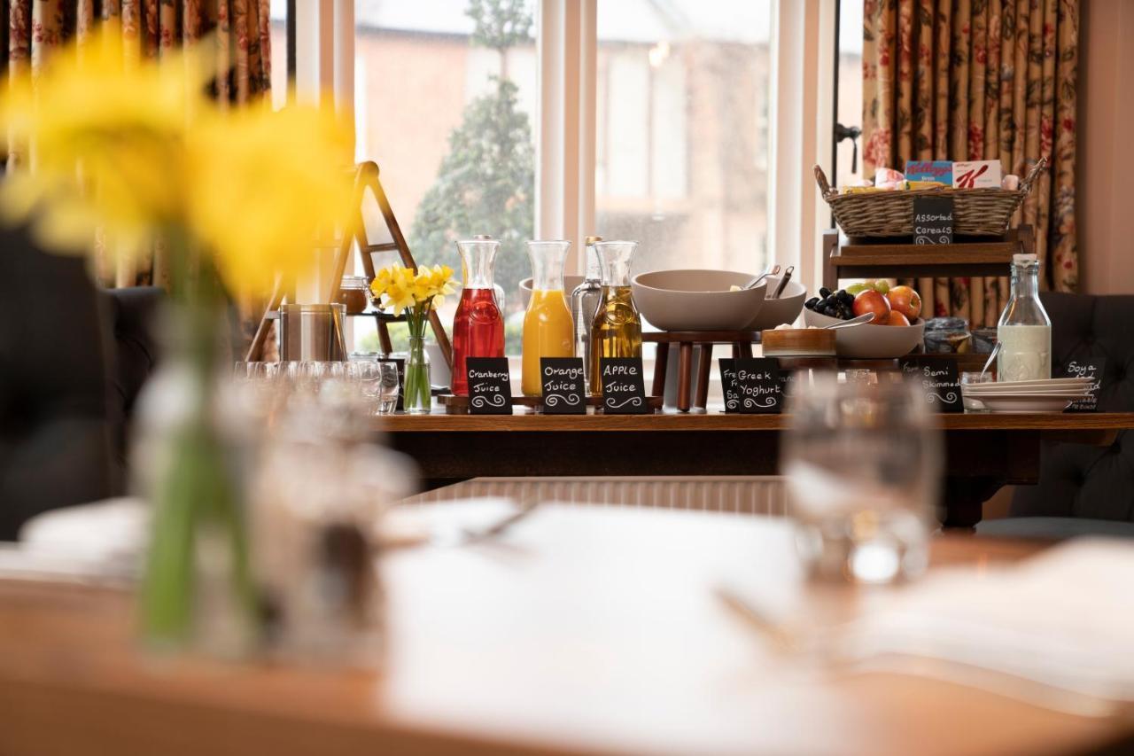The Five Arrows Hotel Waddesdon Eksteriør billede